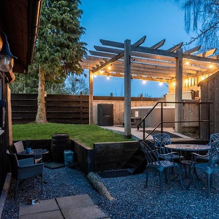 Rowanlea Lodge With Hot Tub Marykirk Ngoại thất bức ảnh